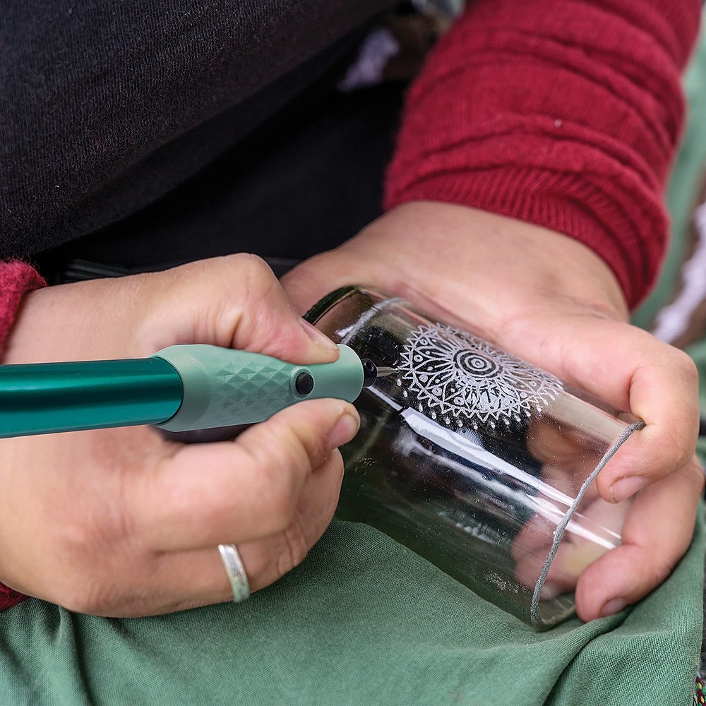 Basic Elements Engraver – 3 Tips, Allen Key and Stencils – Battery Operated –...