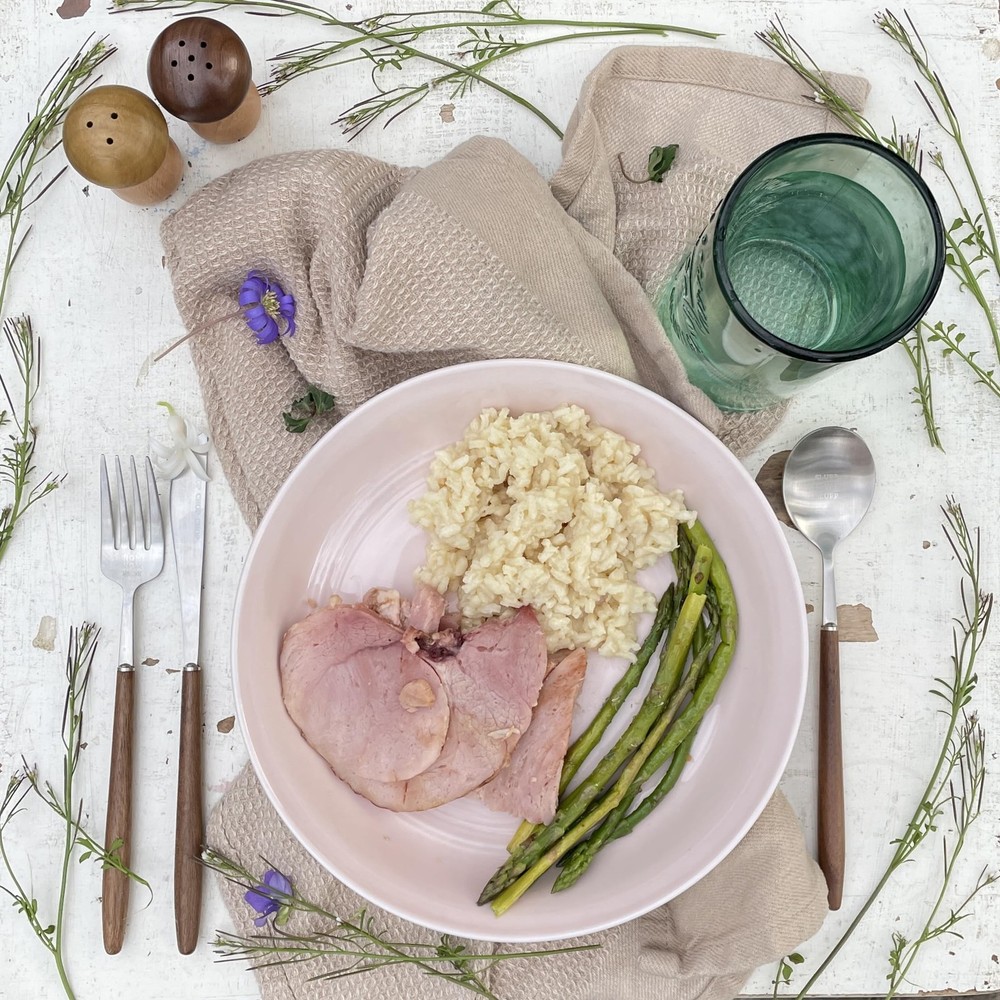 Lightweight Stainless Steel Flatware Set with Walnut (1 Set, Plain) 3