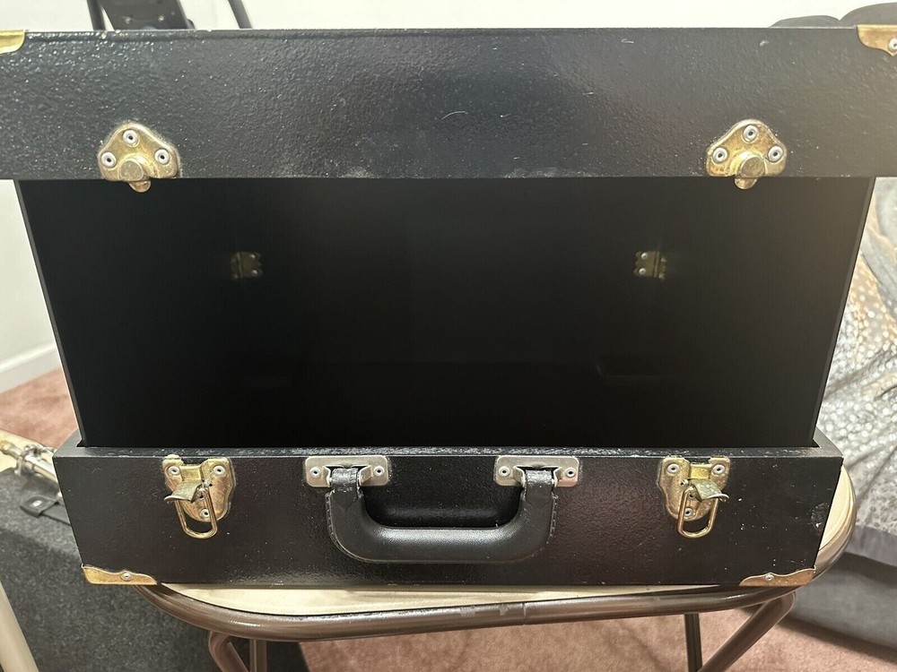 Mak Magic Close-UP- Performers Table Magic Trick Mentalism