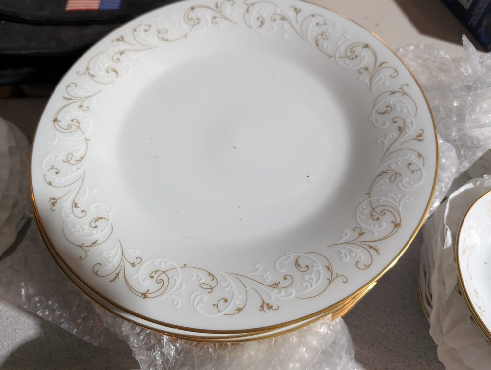 Noritake Limerick China set 12 piece set