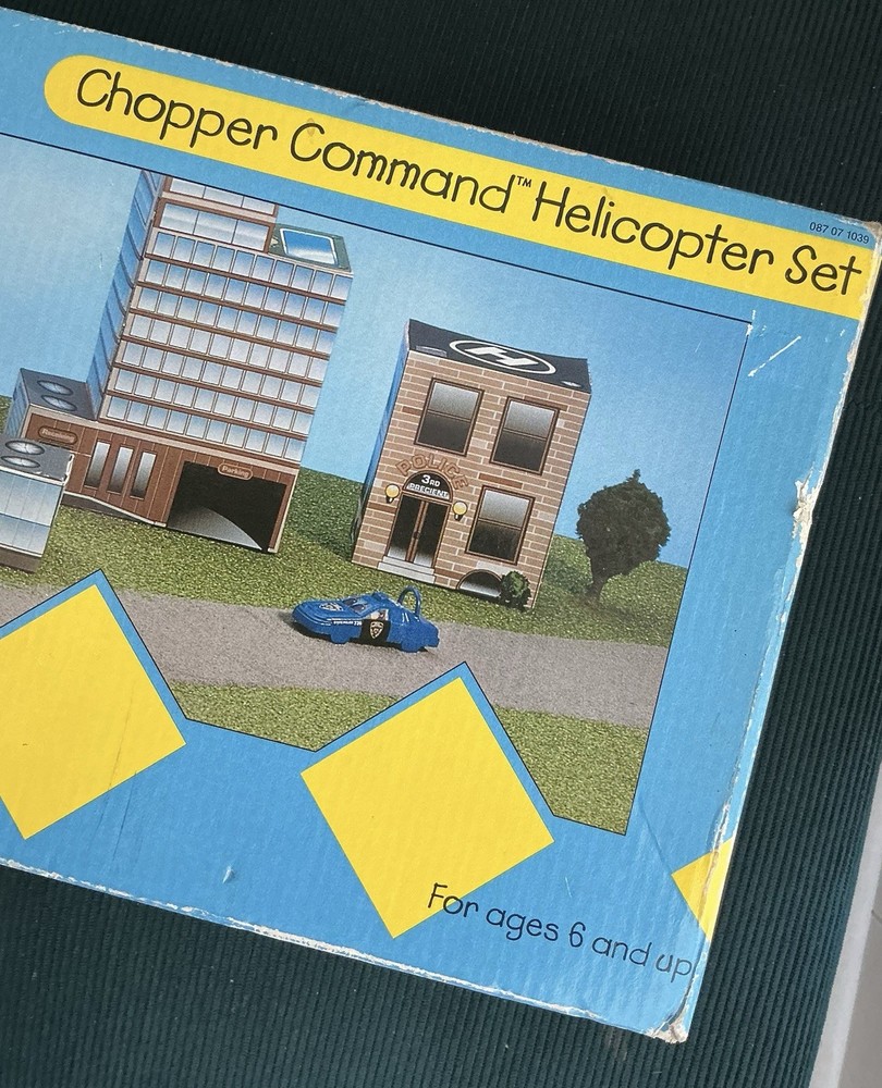 KOOL TOYZ Chopper Command Helicopter Set VertiBird 2000