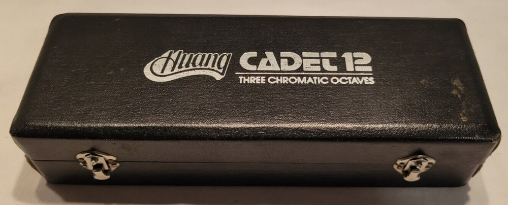 Huang Cadet 12 Harmonica w/Case and Pro-Tips Sheet