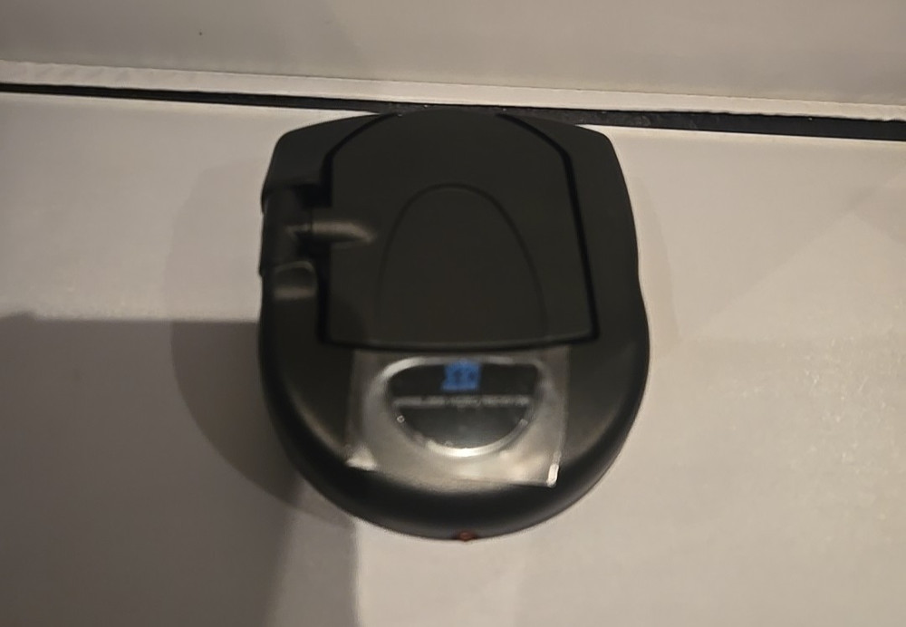 AUDIO/VIDEO RECEIVER VR42A