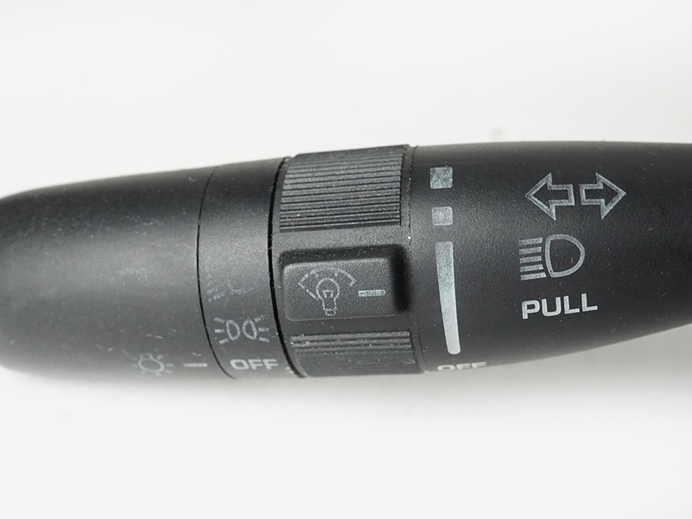 2007 - 2008 Chrysler Pacifica Turn Signal Headlight Lamp Column Switch Control