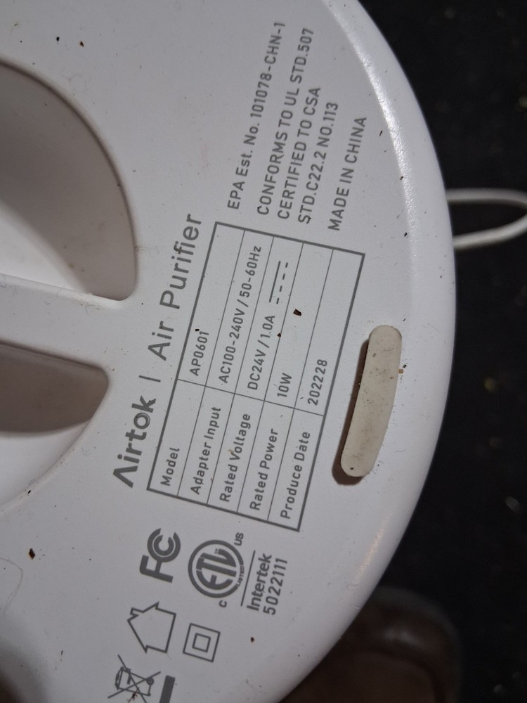 Airtok AP0601 Tabletop Air Purifier HEPA-Type Timer Fan Function White