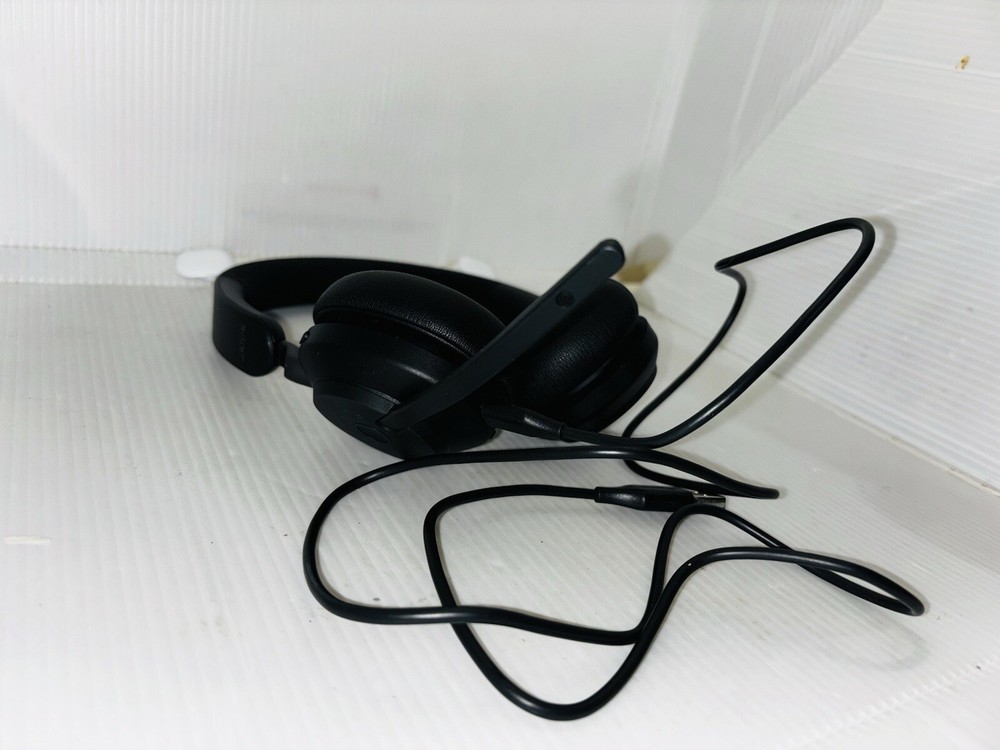 Jabra Evolve SE USB-A Wired On-Ear Headset for MS Teams Black Bluetooth