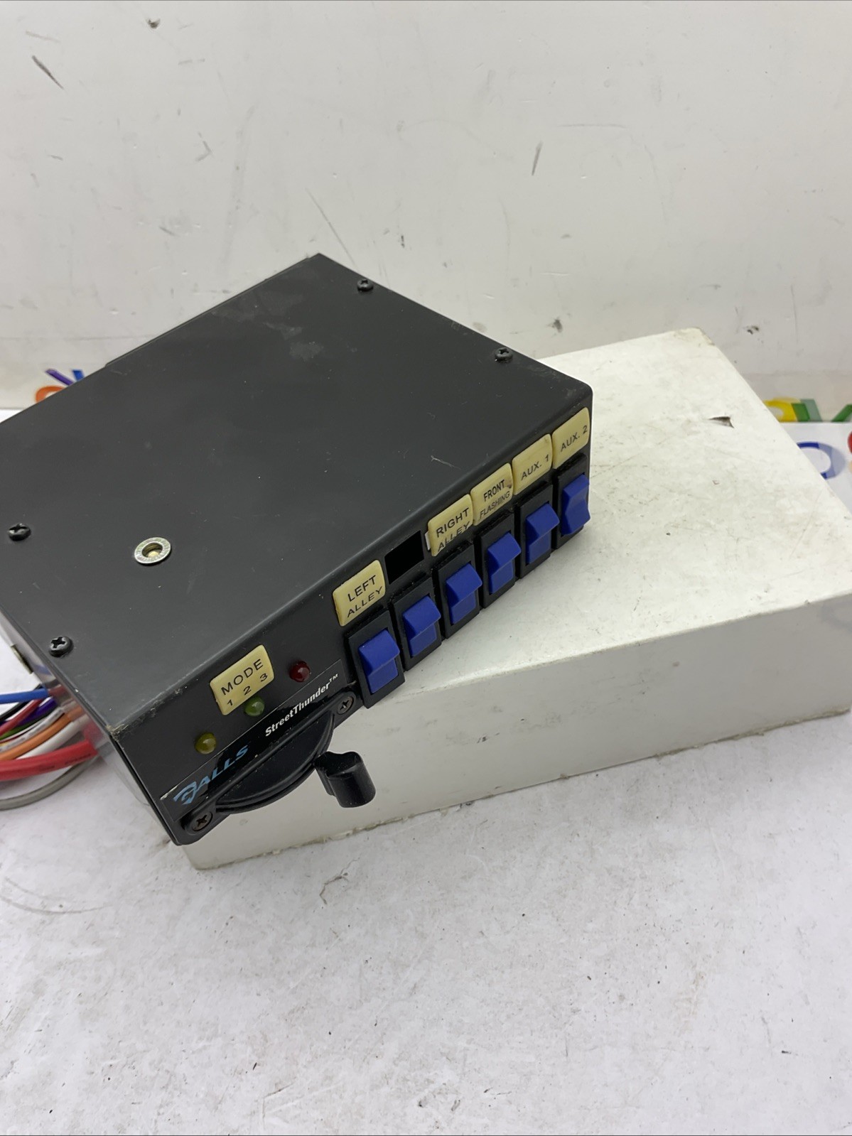 Galls Street Thunder 6 Function Switch Box With 3 Way Slider All 20 amp fuses