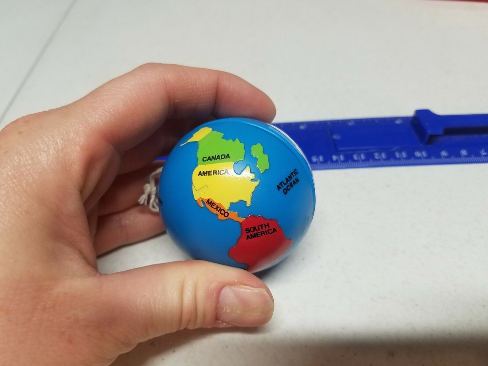 Vintage Yoyo Globe NO FLAT EARTH HERE