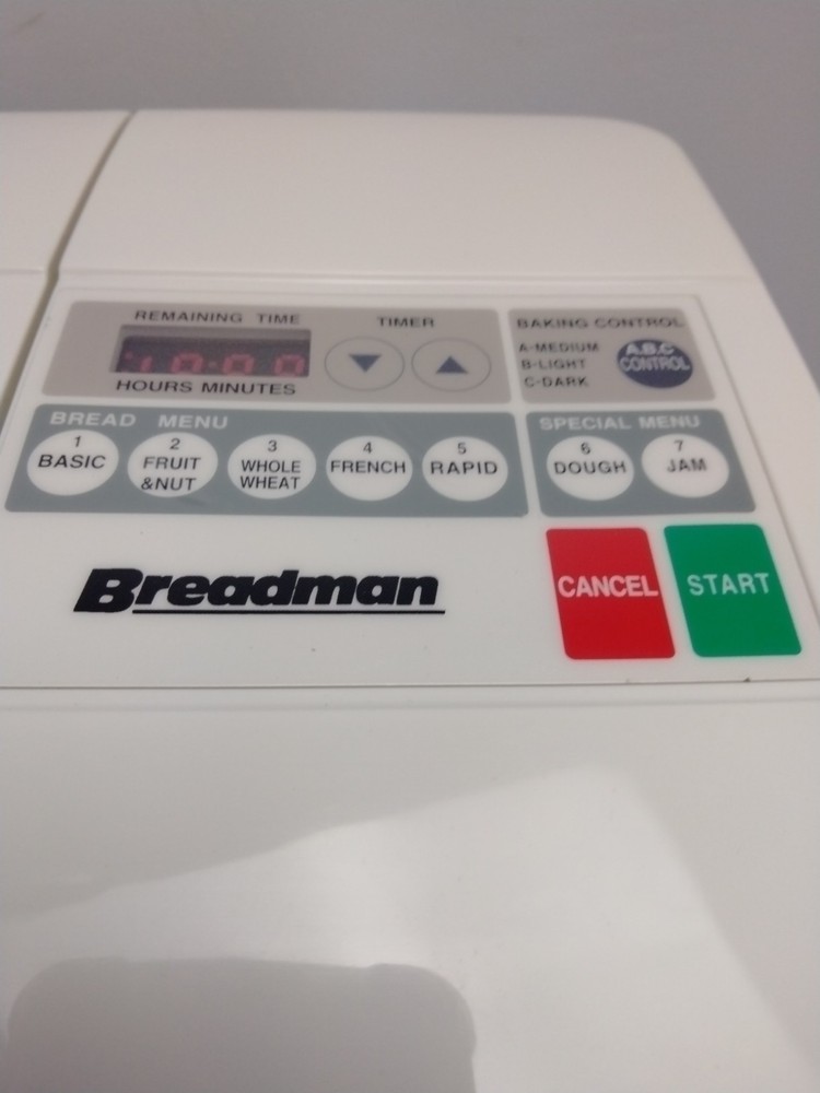 Breadman TR450 Bread Maker Machine 1.5 lb Open Box Never Used Complete