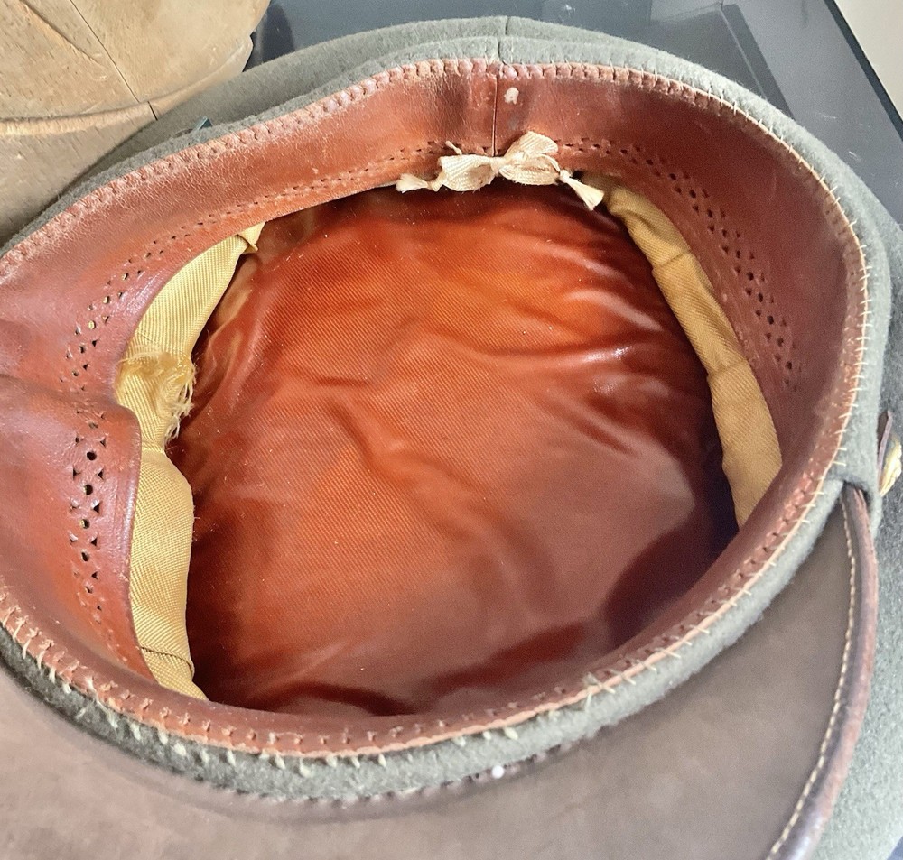 WW2 US Army Enlisted Visor Cap *NICE*