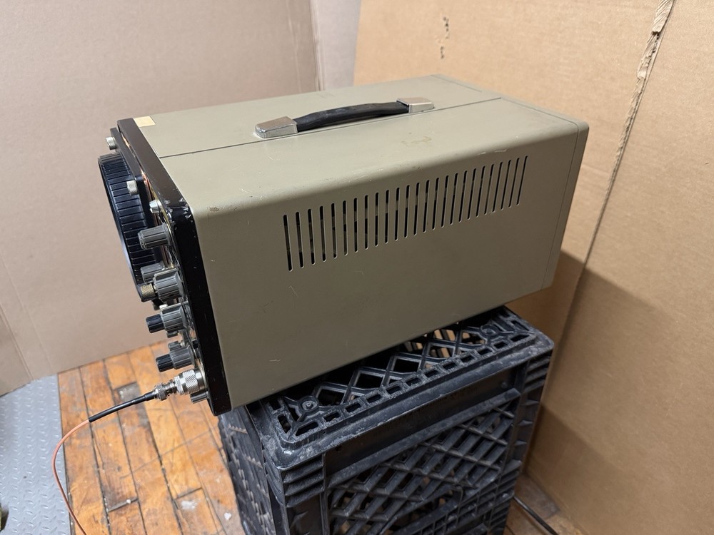 Vintage B&K Precision 1460 Solid State Triggered Sweep Oscilloscope
