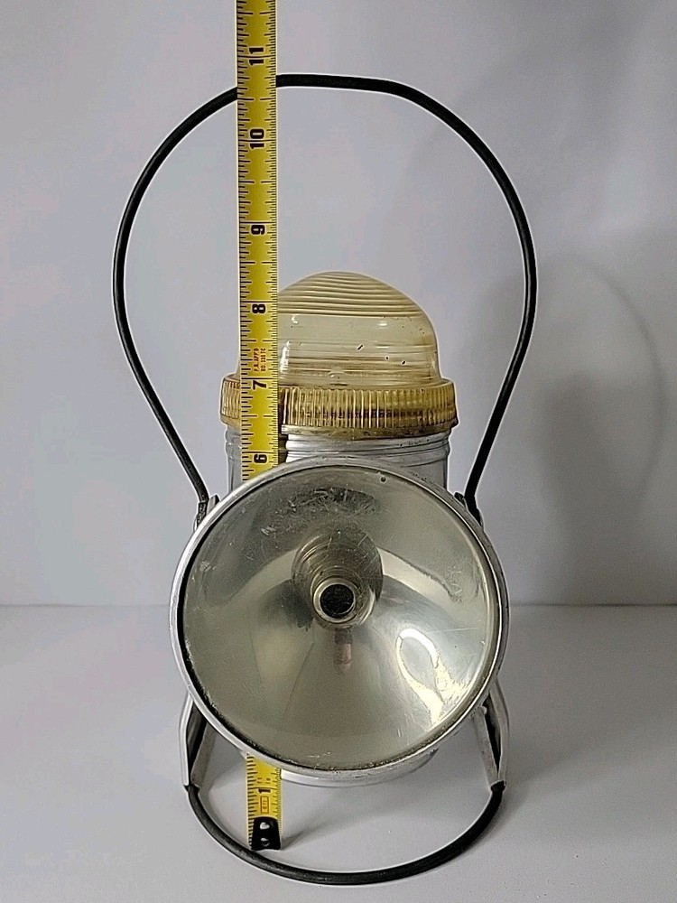 Vintage Dorco Mfg Ecolite Lamp/Lantern, Untested, Uncleaned