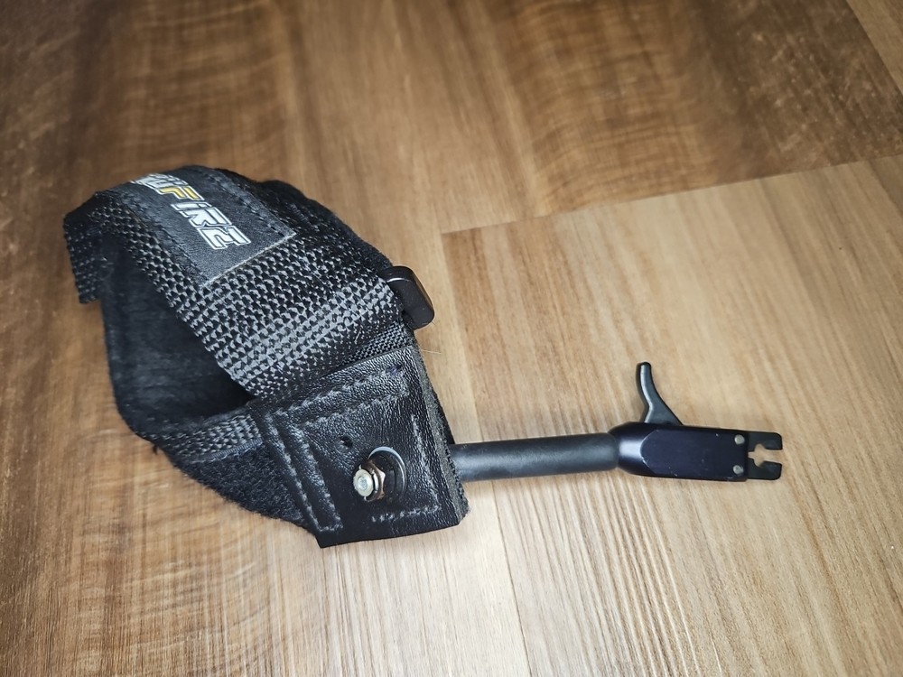 Tru-Fire Archery Bow Finger Release- Great condition