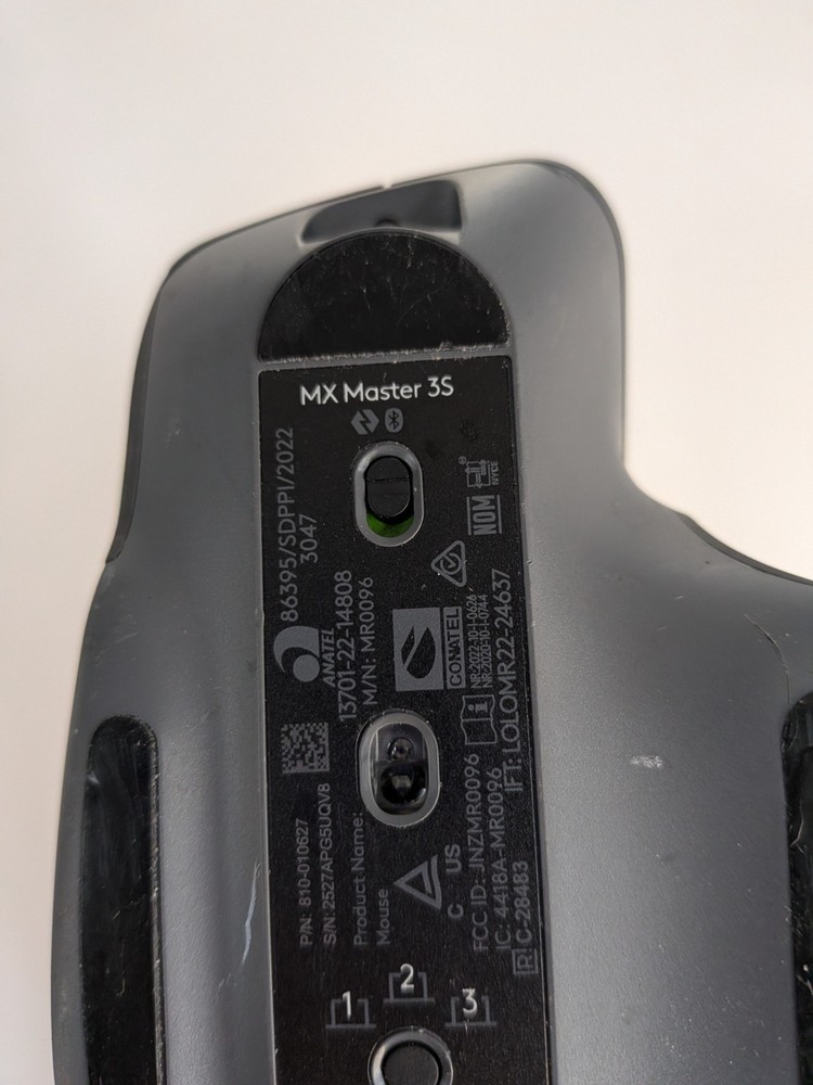 Logitech MX Master 3S Bluetooth Edition Fast Scrolling 8K DPI PC/Mac Graphite