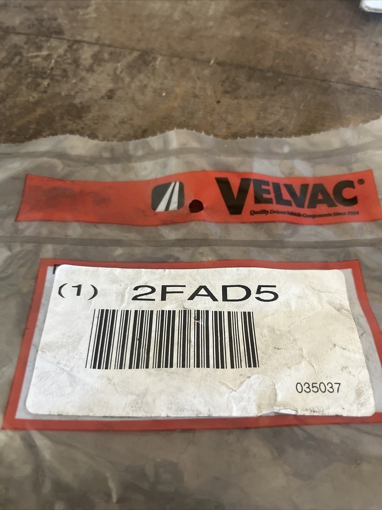NOS VELVAC 35037 Coupling, Dummy 2FAD5