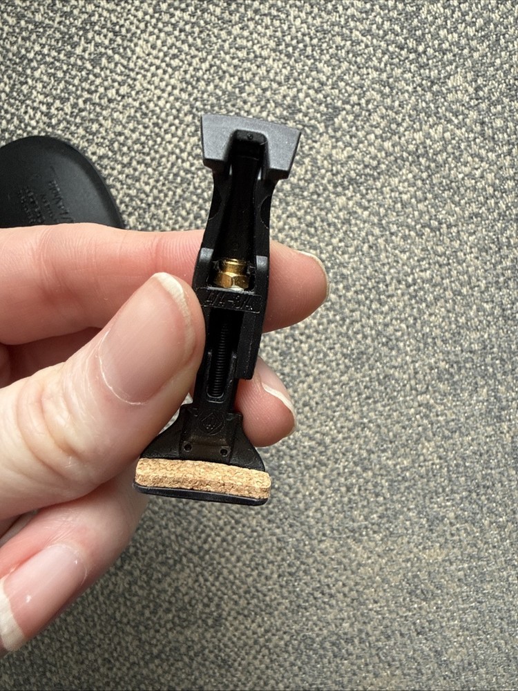 Kinnhalter Chin Rest