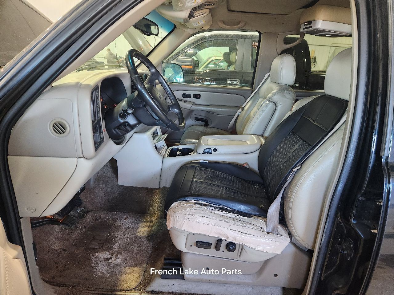 Automatic Transmission 5.3L 4WD 4X4 Fits 2001 SUBURBAN 1500 1327603