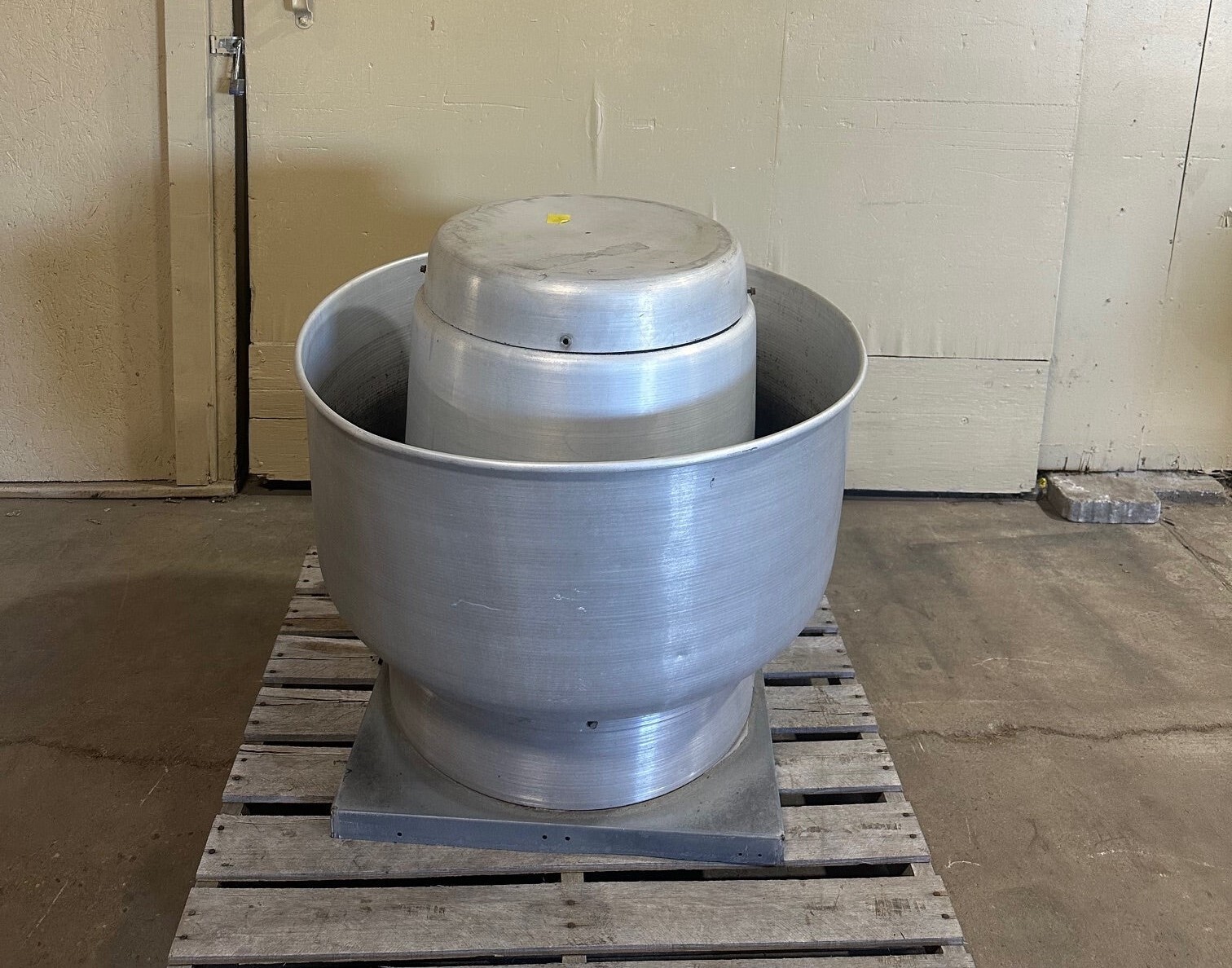 "PENN VENTILATION" H.D COMMERCIAL ROOFTOP EXHAUST/UPBLAST FAN