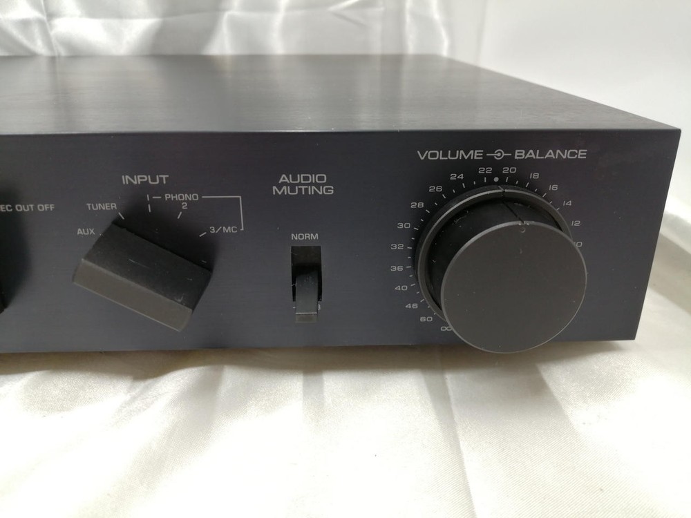 YAMAHA C2 Preamp Used Fully Functional Vintage Audio Component Excellent
