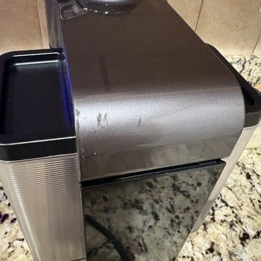 De'Longhi Nespresso Evoluo Coffee & Espresso Machine