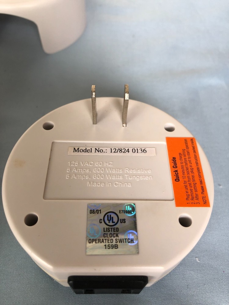 Ingraham SNOWMAN Digital Clock Light Timer #G9