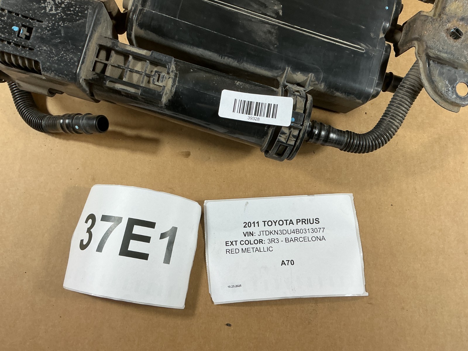 2010-2015 Toyota Prius Fuel Vapor Evaporator Charcoal Canister 77740-47060 OEM