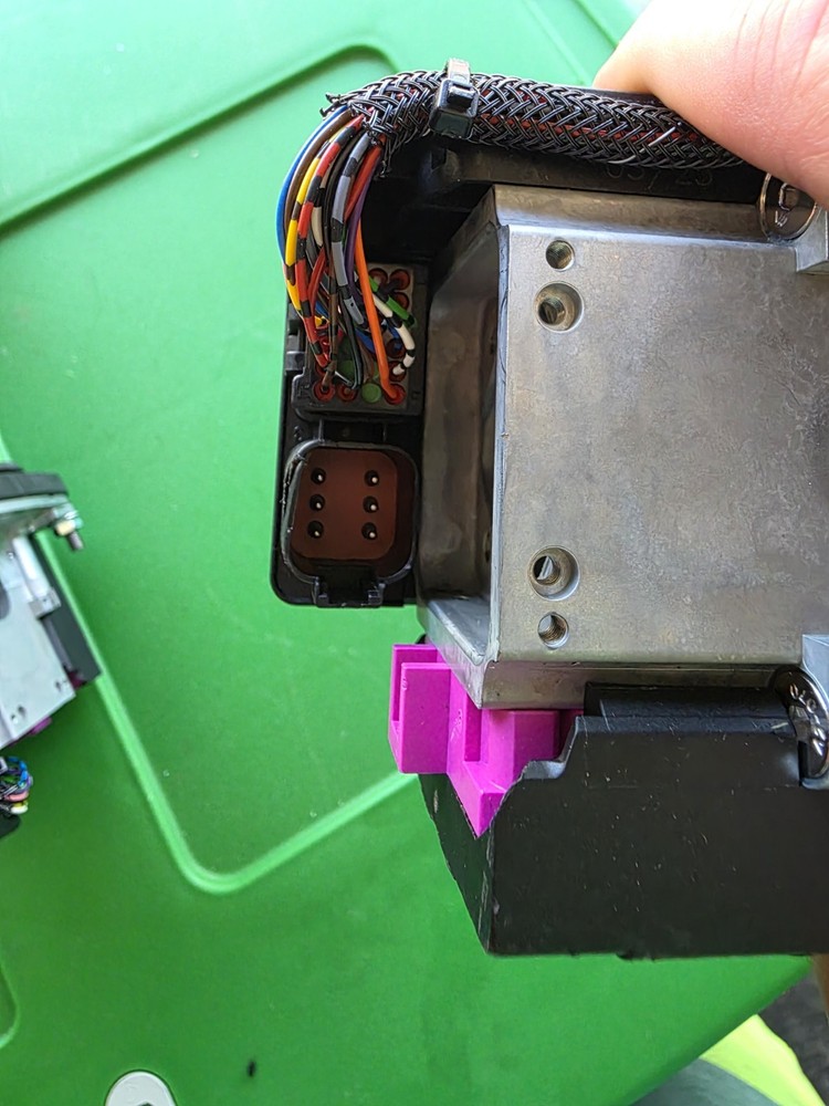 AT539205: Steering Joystick Electrohydraulic Controller