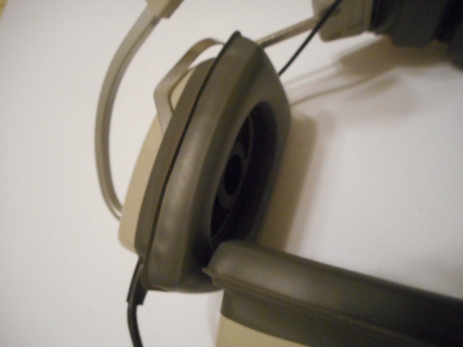 Telex Aviation Head Set. Model E-951 ( 63950-001). VG Working Condition.