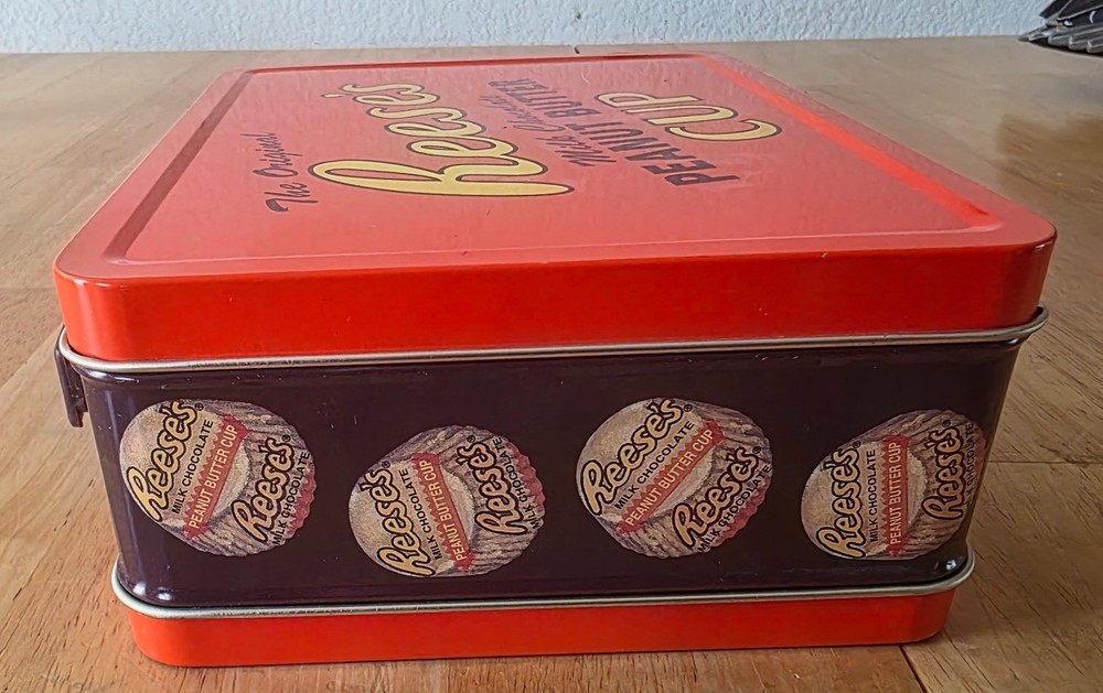 Reese's Peanut Butter Cup Lunch Box