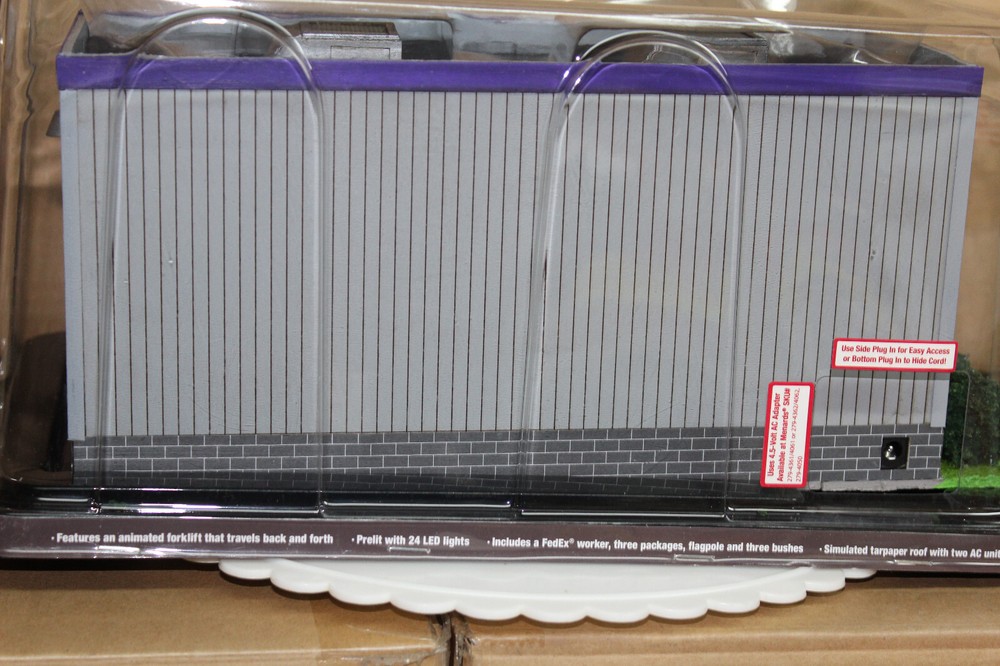 MENARDS O SCALE FED EX FREIGHT BUILDING