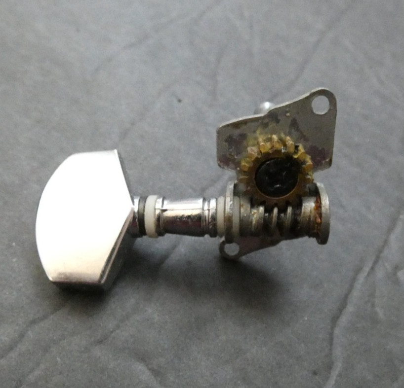 VINTAGE SINGLE GUITAR TUNER UNKNOWN