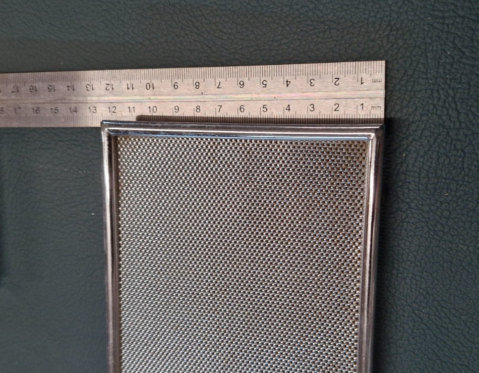 Classic car chrome speaker grill