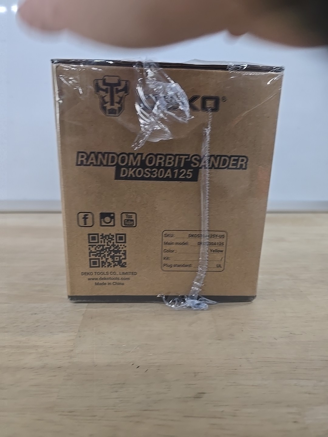 Deko Random Orbit Sander DKOS30XL125