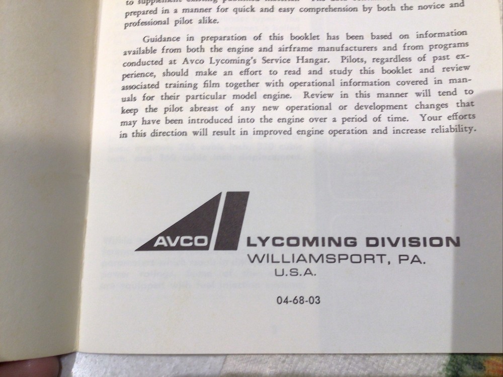1968 AVCO LYCOMING "DIRECT DRIVE ENGINE OPERATION" Training Booklet