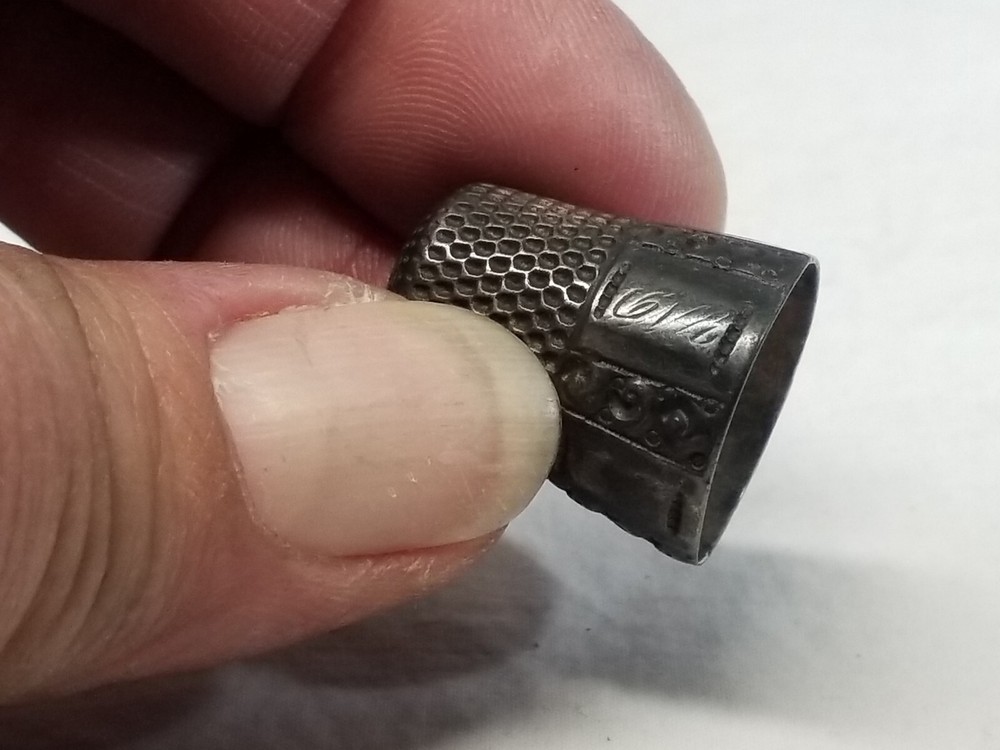 Collectible Antique Marked Sterling Silver Sewing Thimble Makers Mark! Patterns
