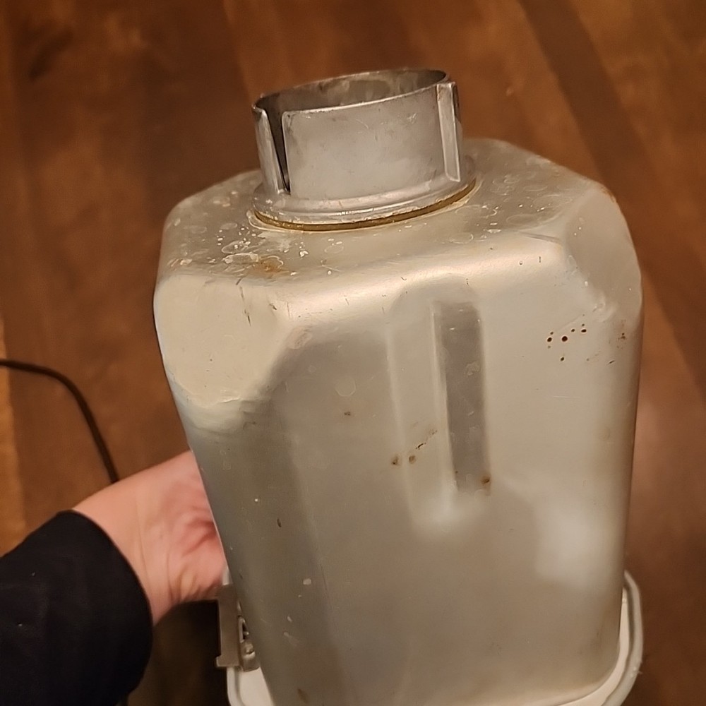 OEM Breadman Pan & Paddle Model TR-600 2lb Bread Maker Part Replacement