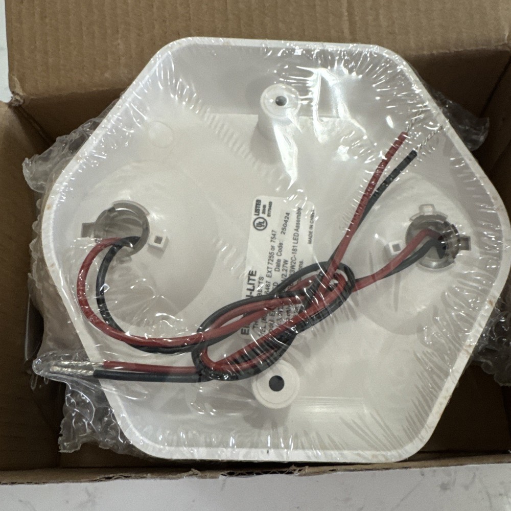 Thomas & Betts EF43D-LED Indoor Remote Emergency Lighting Unit 2head fixture E52