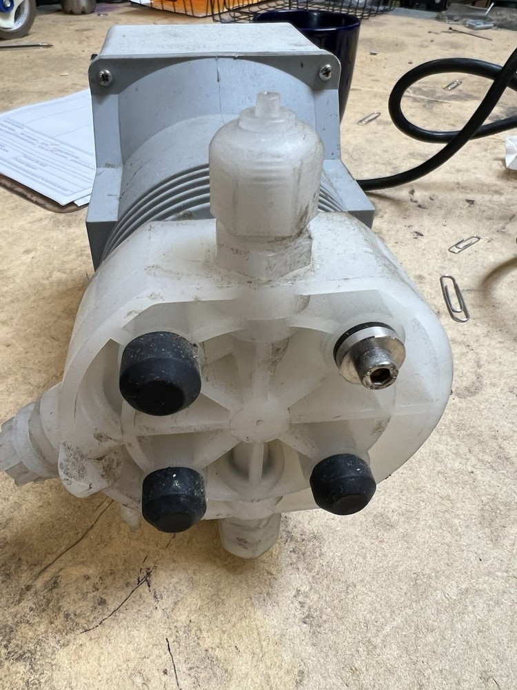 Emec HCL 1402 PVDF Pump