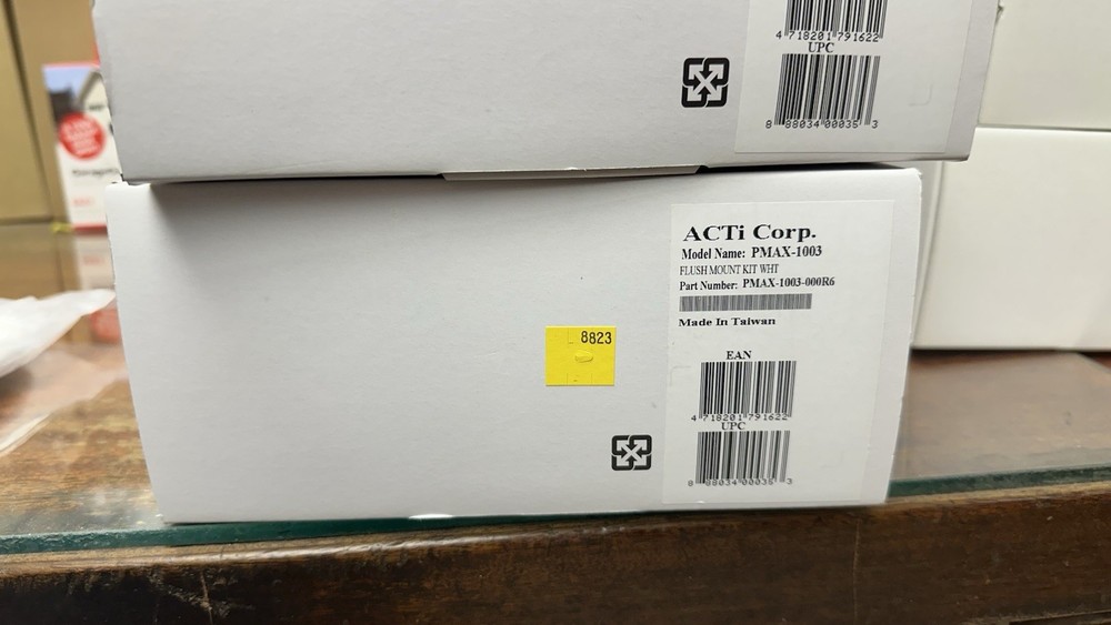 Acti PMAX-1003 Flush Mount Kit White