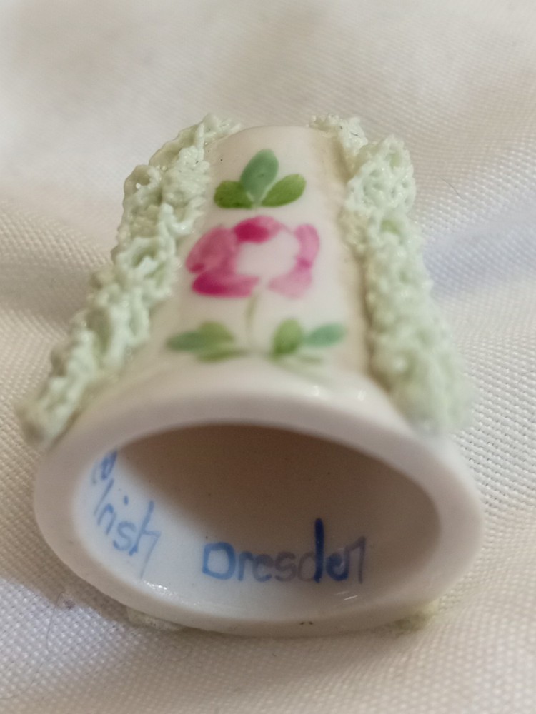 Irish Dresden Thimble 1986