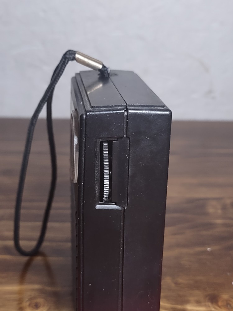 Kmart Solid State AM Transistor Pocket Radio Model 06-31-09