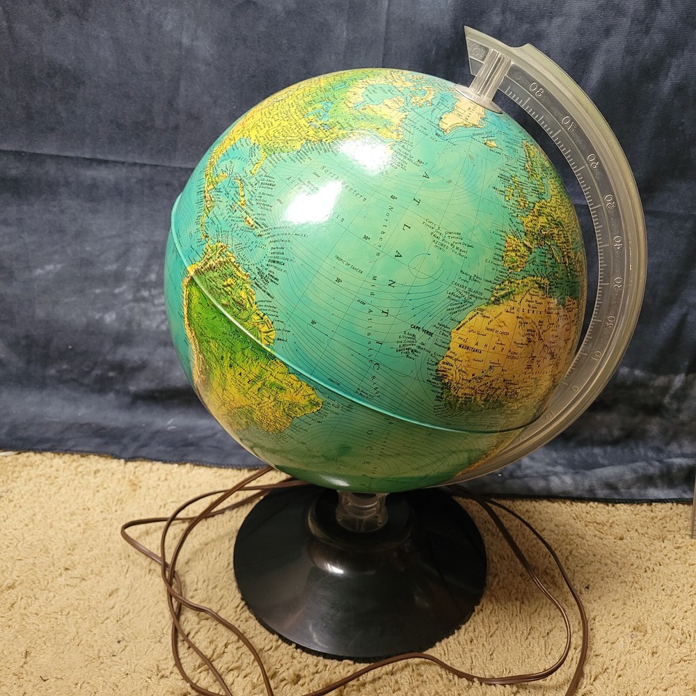 Vintage 80's Earth Globe Scan Lighted lliuminated World