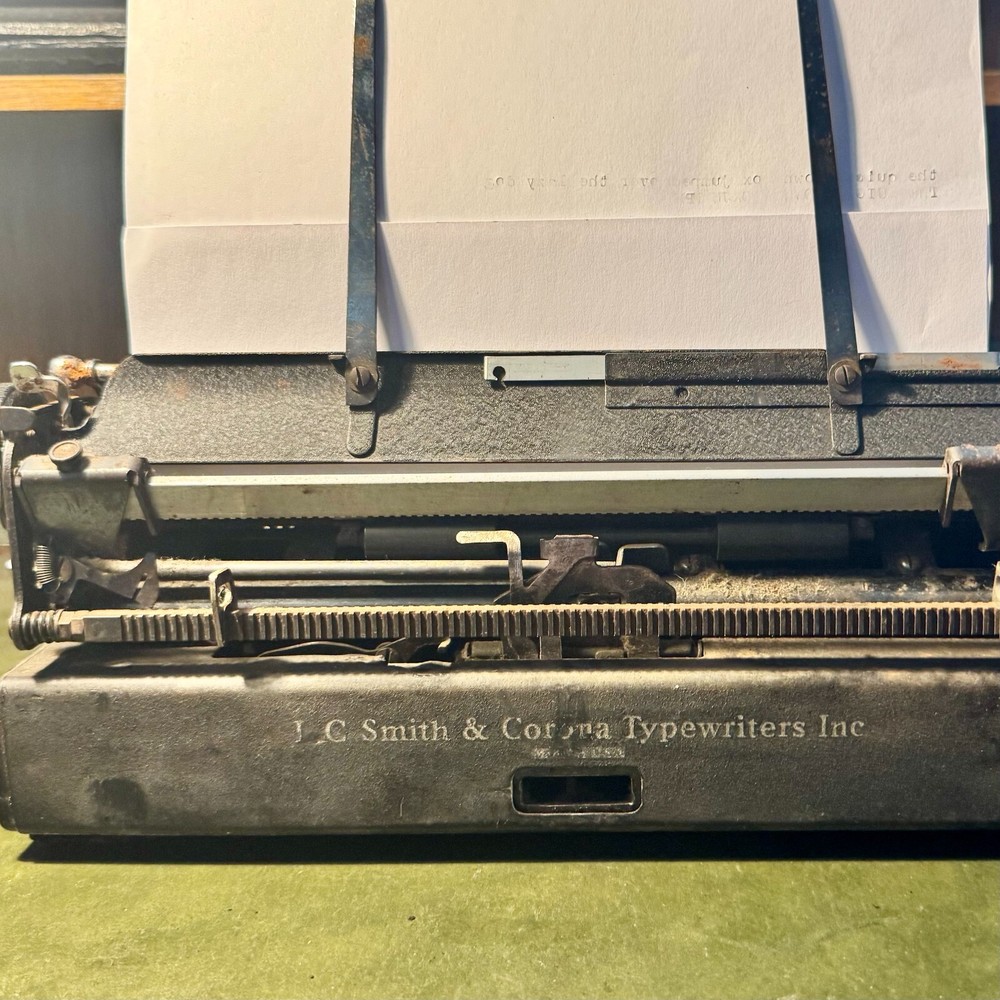 Smith-Corona 4 typewriter - partially refurbished