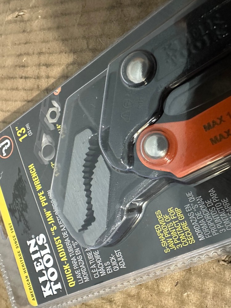 *NEW* KLEIN TOOLS 13" QUICK ADJUST S-JAW PIPE WRENCH 68230