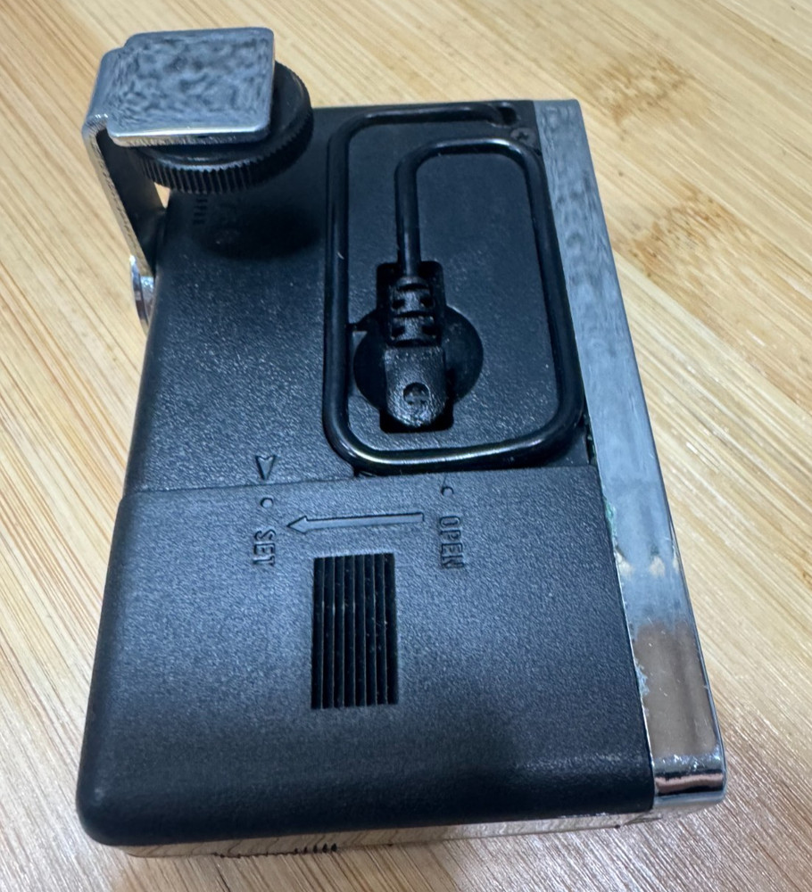 Minipor Vintage Camera Flash Unit Hot Shoe Mount Untested