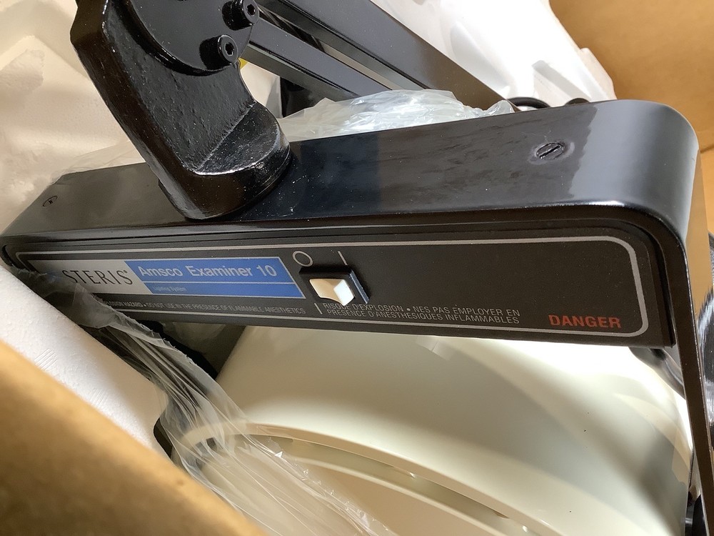 Steris Amsco Examiner 10 Lighting System
