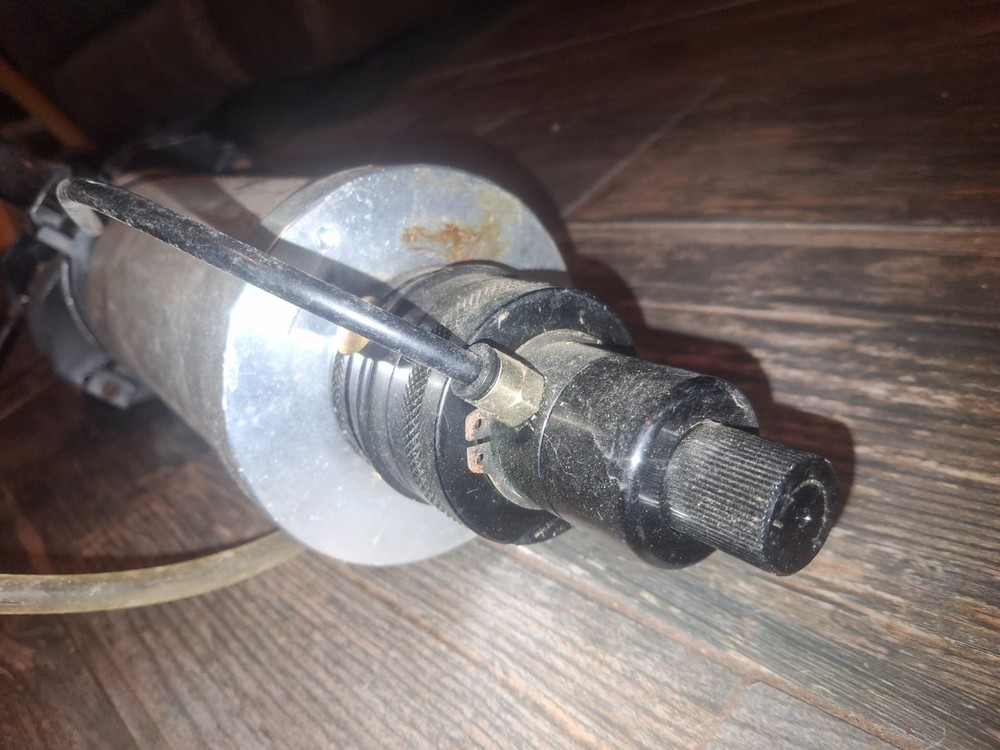 FastKick Plural Component Dispensing gun pneumatic