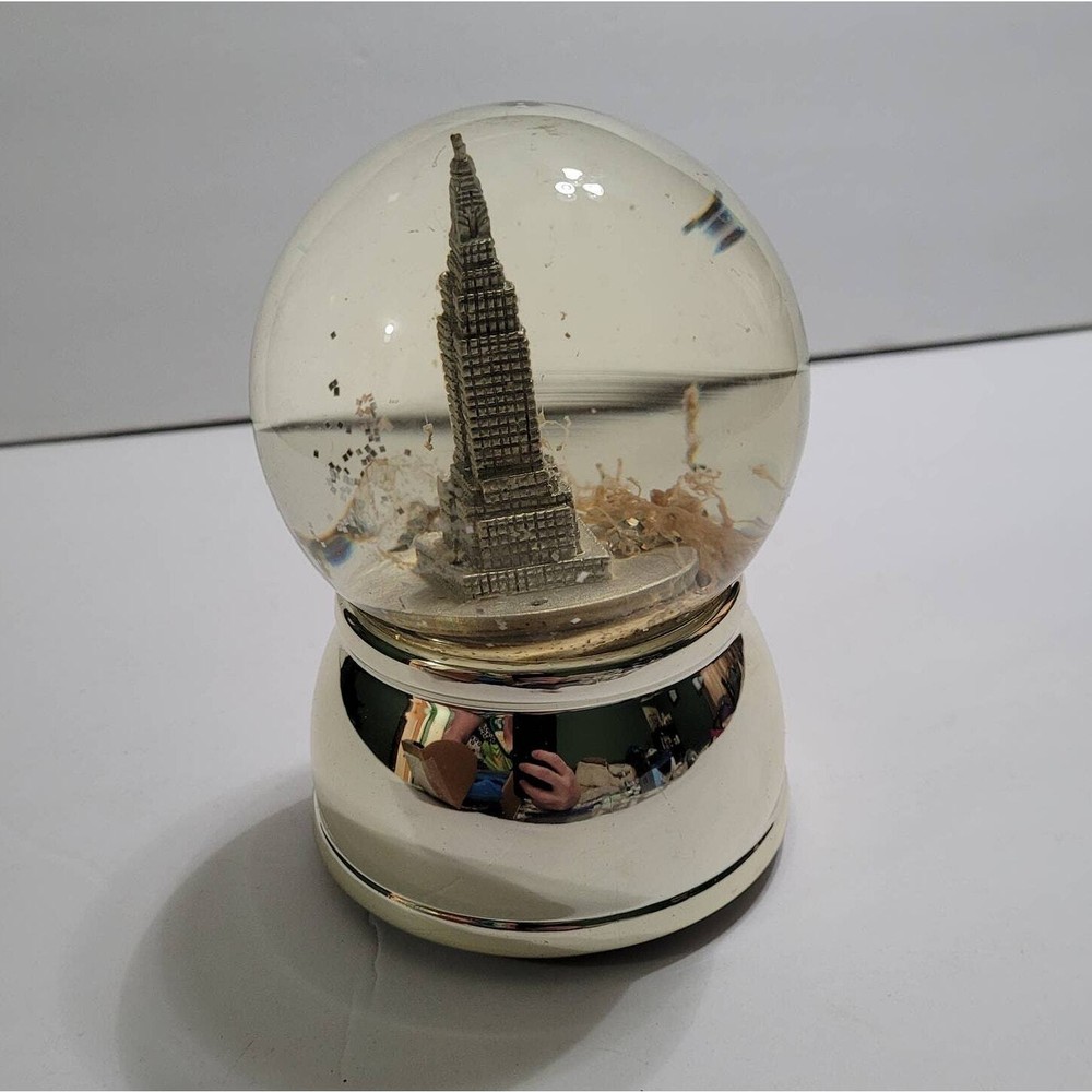 2009 Target Water Globe Silver Base with Empire State Building