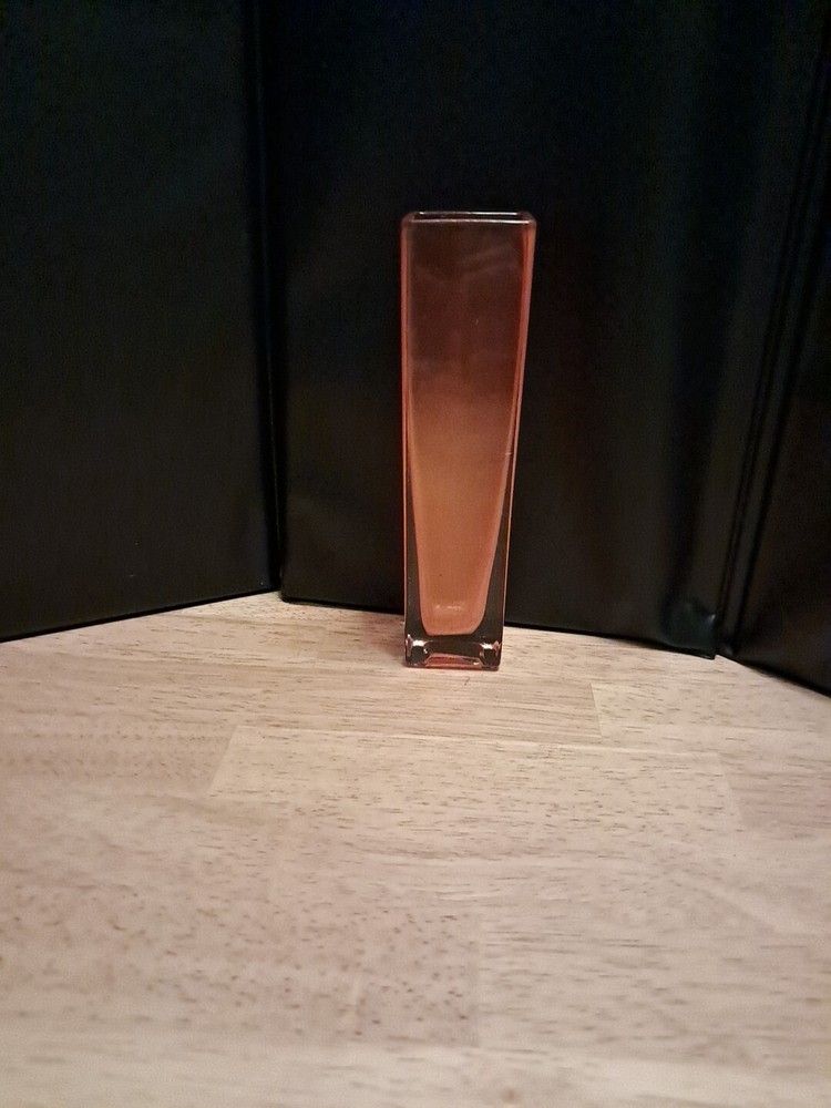 ORANGE  GLASS VASE  7" TALL