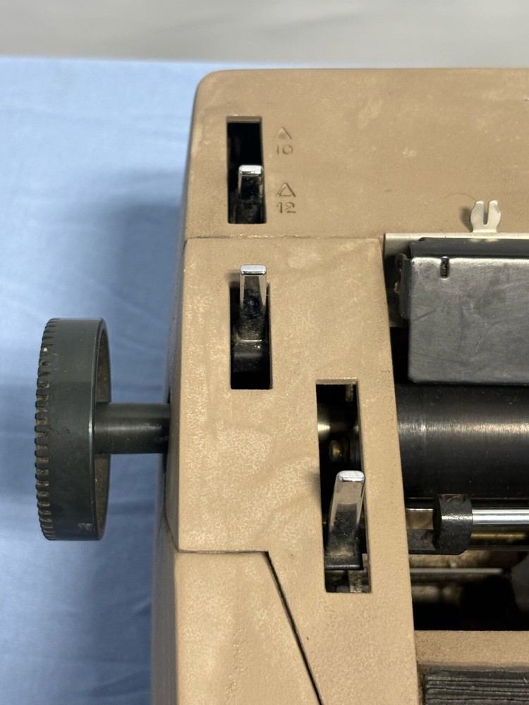 IBM Correcting Selectric III 3 Lite Brown Electric Typewriter